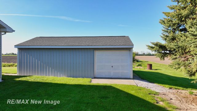 3520 W Kochville Road, Kochville Twp, MI 48604