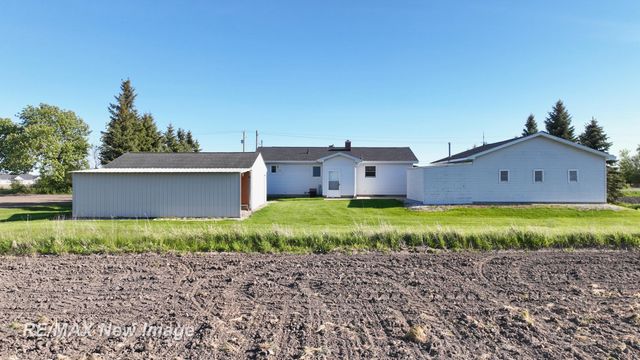 3520 W Kochville Road, Kochville Twp, MI 48604
