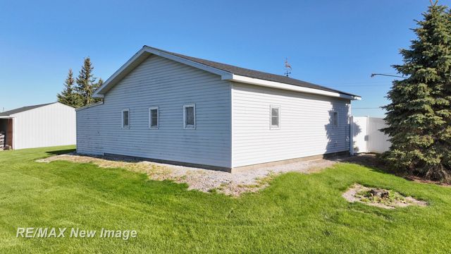 3520 W Kochville Road, Kochville Twp, MI 48604