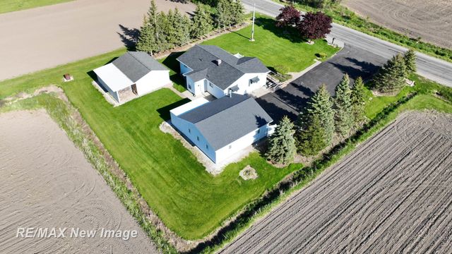 3520 W Kochville Road, Kochville Twp, MI 48604