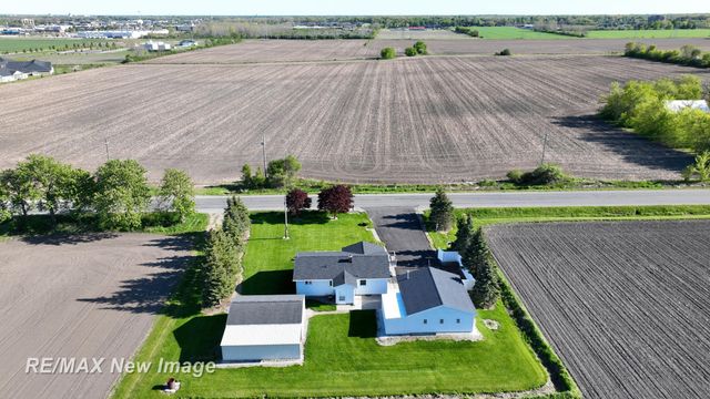 3520 W Kochville Road, Kochville Twp, MI 48604