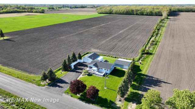 3520 W Kochville Road, Kochville Twp, MI 48604