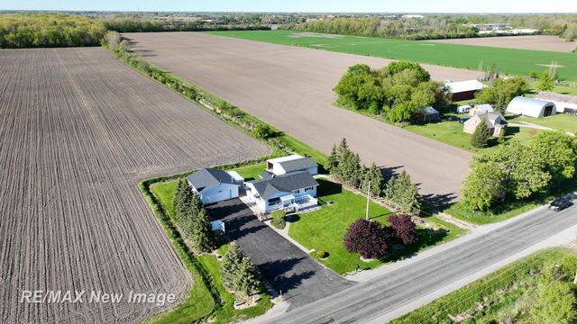 3520 W Kochville Road, Kochville Twp, MI 48604