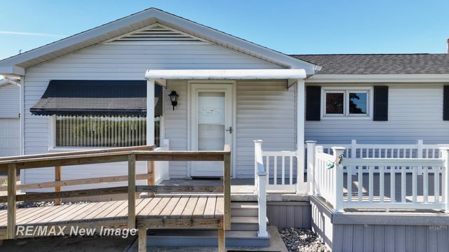 3520 W Kochville Road, Kochville Twp, MI 48604
