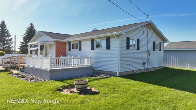 3520 W Kochville Road, Kochville Twp, MI 48604
