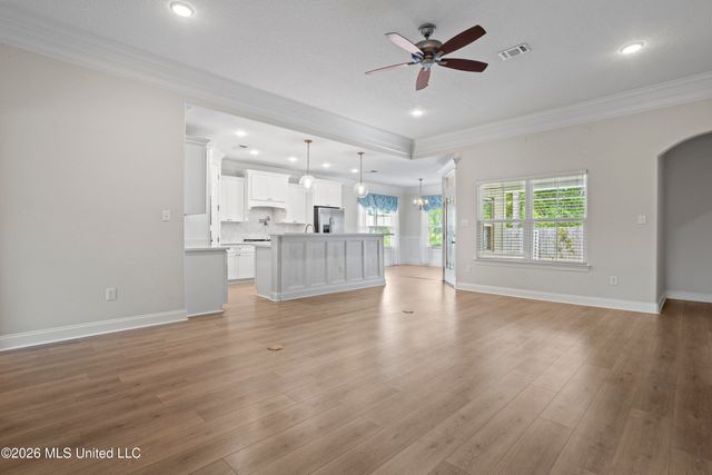 101 Spanish Cove Drive, Ocean Springs, MS 39564