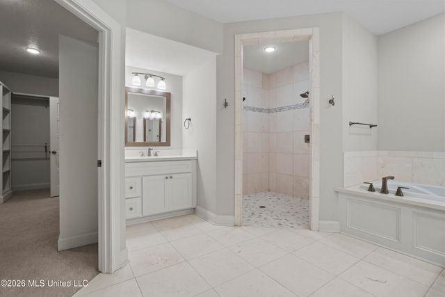 101 Spanish Cove Drive, Ocean Springs, MS 39564