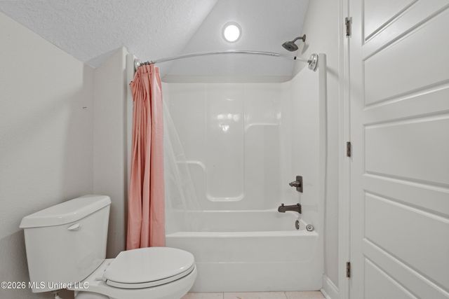 101 Spanish Cove Drive, Ocean Springs, MS 39564