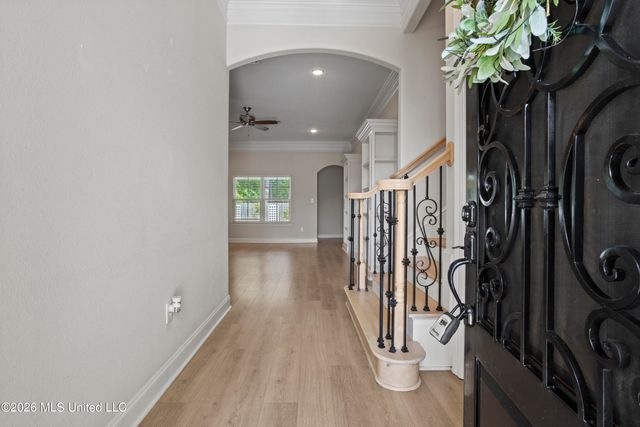101 Spanish Cove Drive, Ocean Springs, MS 39564