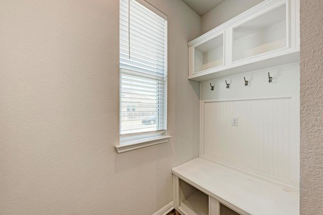 1021 Lone Peak WAY, Dripping Springs, TX 78620