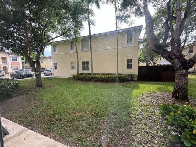2524 SE 16th Rd 102, Homestead, FL 33035