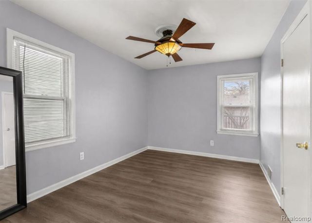 25117 Colgate Street, Dearborn Heights, MI 48125