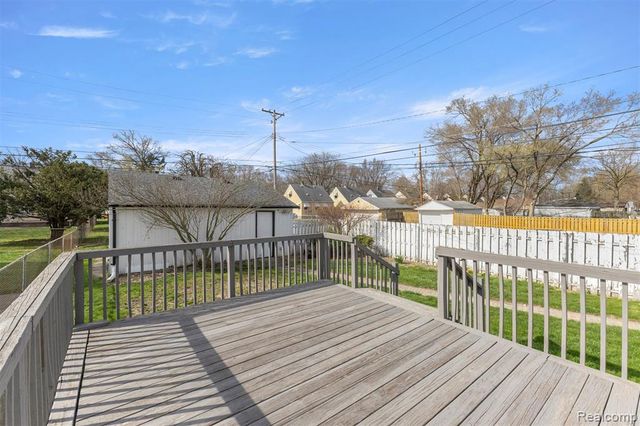 25117 Colgate Street, Dearborn Heights, MI 48125