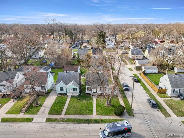 25117 Colgate Street, Dearborn Heights, MI 48125