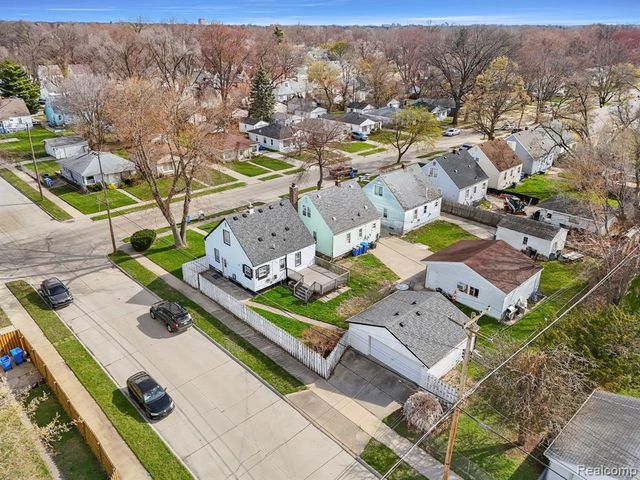 25117 Colgate Street, Dearborn Heights, MI 48125