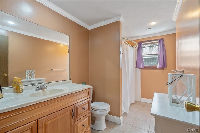 5327 Skylark Circle, Clay, NY 13041