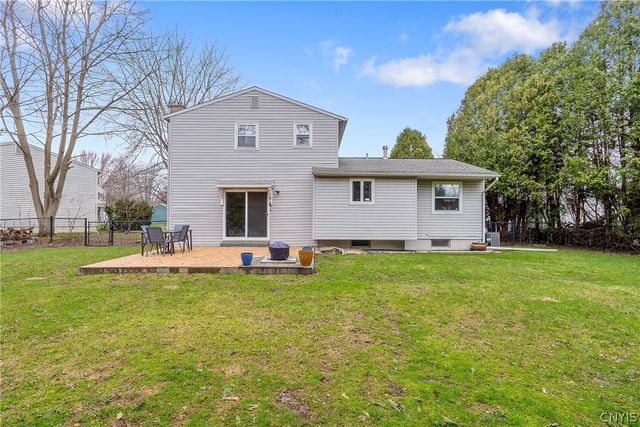 5327 Skylark Circle, Clay, NY 13041