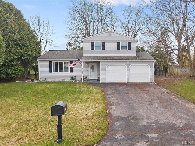 5327 Skylark Circle, Clay, NY 13041