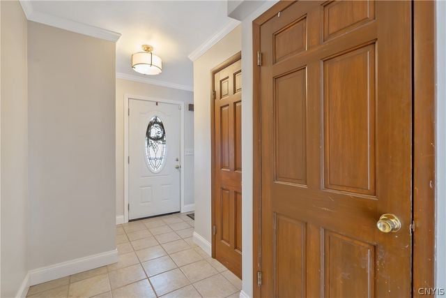 5327 Skylark Circle, Clay, NY 13041