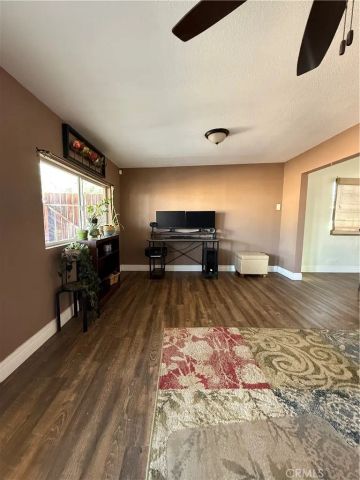 9965 8th, Hesperia, CA 92345