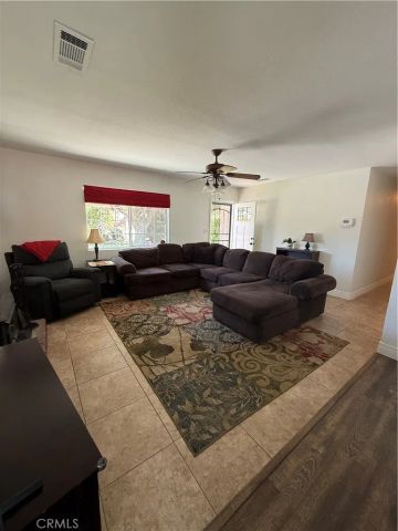 9965 8th, Hesperia, CA 92345