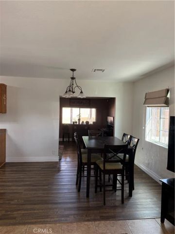 9965 8th, Hesperia, CA 92345