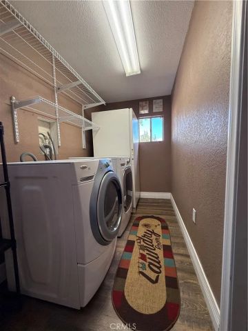 9965 8th, Hesperia, CA 92345