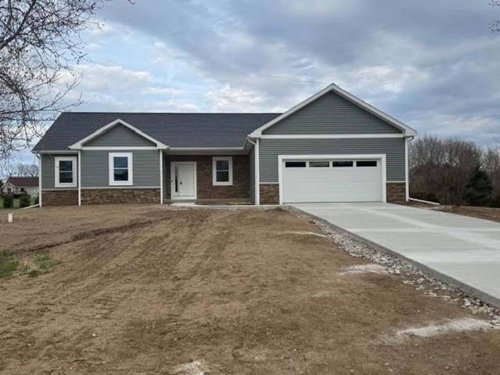 1311 Northwind Drive, Jackson, MI 49201