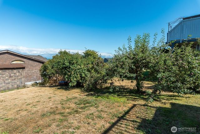 1497 Thompson Drive, Camano Island, WA 98282