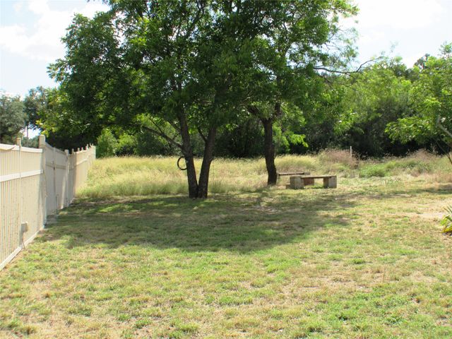 2208 Beverly Drive, Granbury, TX 76048