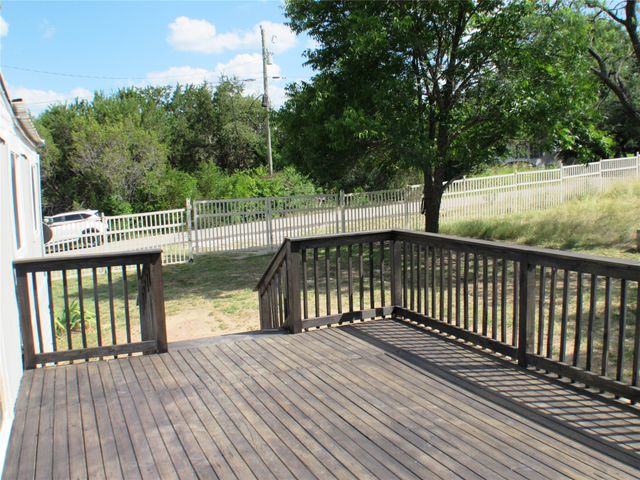 2208 Beverly Drive, Granbury, TX 76048