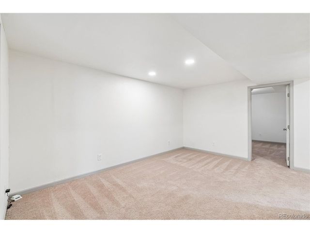 4215 S Lipan St, Englewood, CO 80110