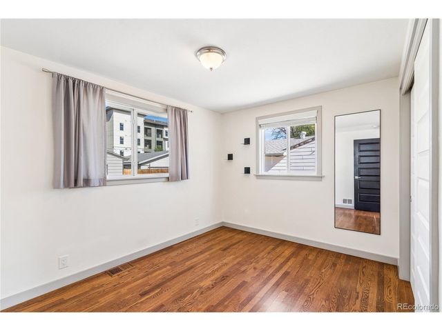 4215 S Lipan St, Englewood, CO 80110