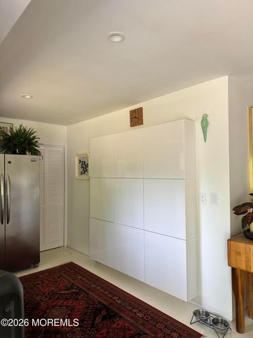 18 Liverpool Court, Jackson, NJ 08527