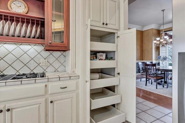 5617 Georgetowne Road, Edmond, OK 73034