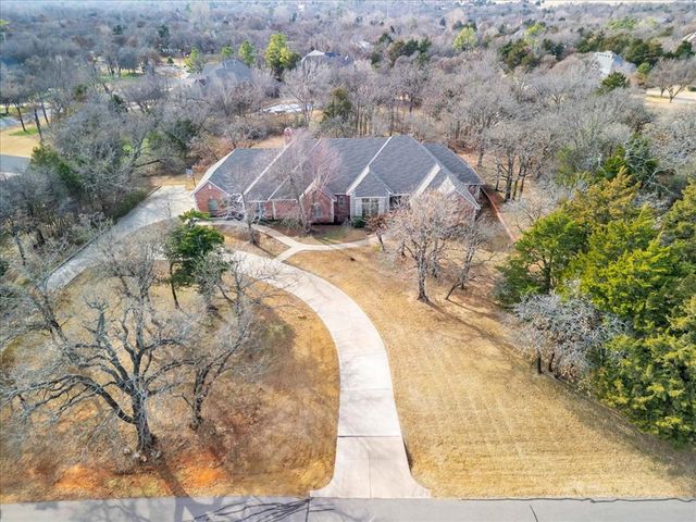 5617 Georgetowne Road, Edmond, OK 73034