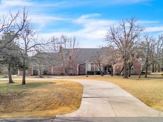 5617 Georgetowne Road, Edmond, OK 73034