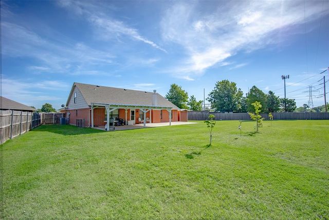10100 Donna Court, Oklahoma City, OK 73162
