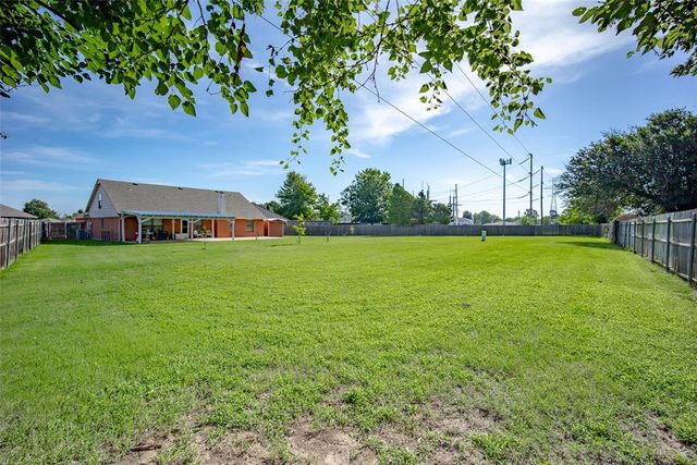 10100 Donna Court, Oklahoma City, OK 73162