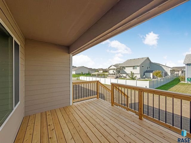 5321 S Bahnson Ave Avenue, Sioux Falls, SD 57110