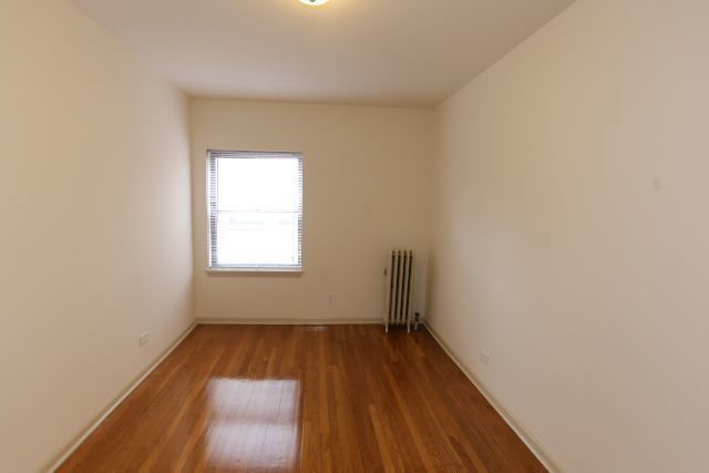 5746 N Winthrop Avenue 303, Chicago, IL 60660