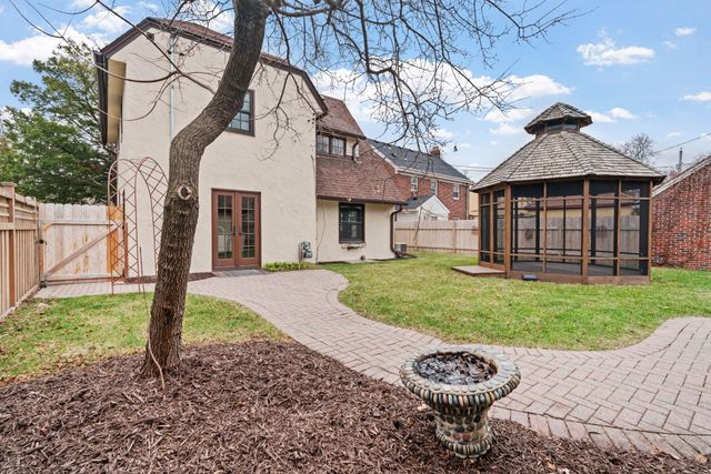 2790 Dean Parkway, Minneapolis, MN 55416