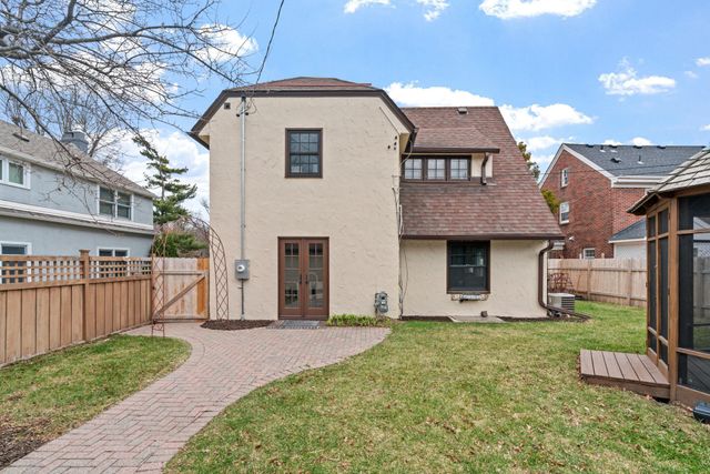 2790 Dean Parkway, Minneapolis, MN 55416
