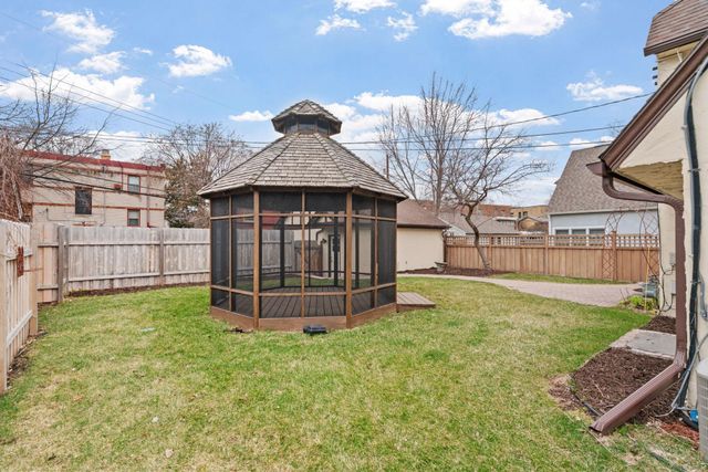 2790 Dean Parkway, Minneapolis, MN 55416