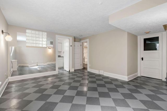 2790 Dean Parkway, Minneapolis, MN 55416