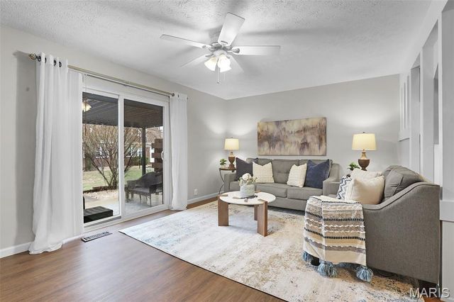 2 Dorset Court, Edwardsville, IL 62025