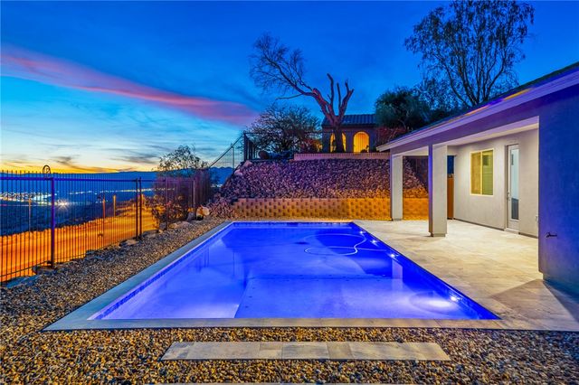 3112 Secret Pass Canyon Drive, Bullhead City, AZ 86429