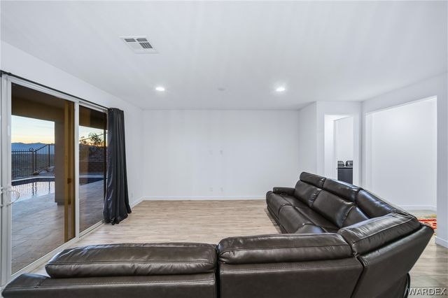 3112 Secret Pass Canyon Drive, Bullhead City, AZ 86429