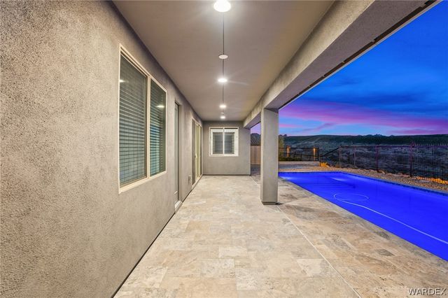 3112 Secret Pass Canyon Drive, Bullhead City, AZ 86429