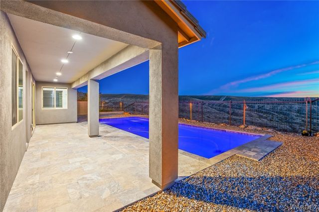 3112 Secret Pass Canyon Drive, Bullhead City, AZ 86429